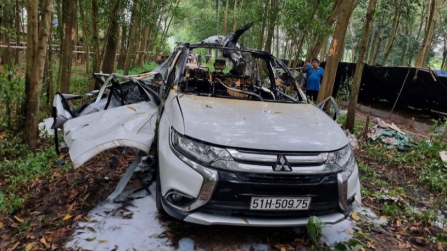 Ô tô phát nổ, bốc cháy trong rừng tràm khiến tài xế tử vong