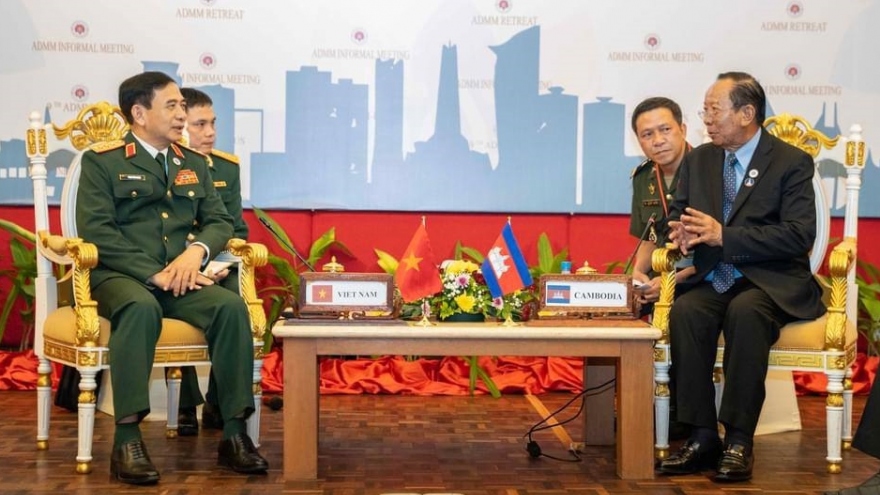 Việt Nam – Campuchia thúc đẩy hợp tác quốc phòng