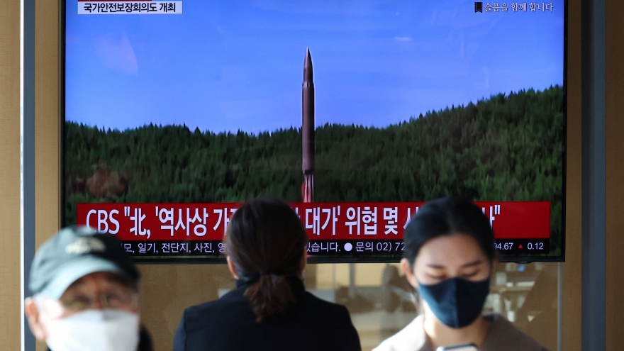Nhật Bản và Hàn Quốc kích hoạt tình huống chiến đấu đối phó tên lửa Triều Tiên