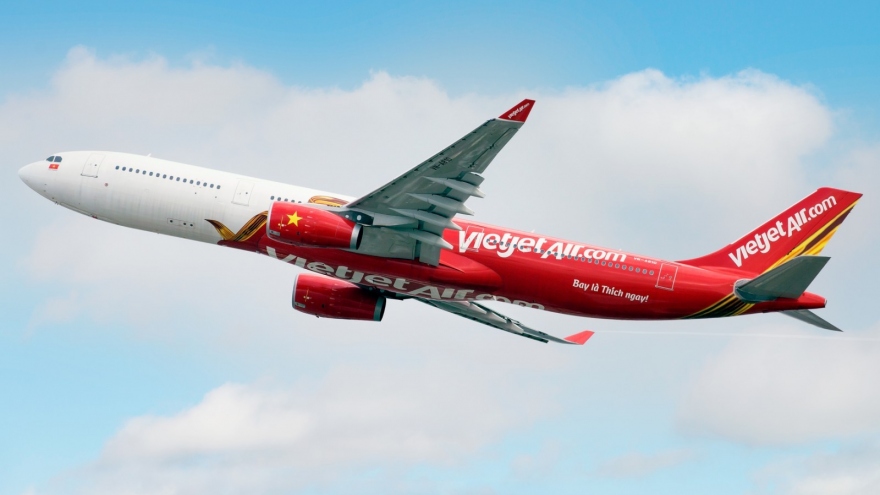 Vietjet đoạt 3 giải thưởng quốc tế uy tín của Skytrax và World Business Outlook