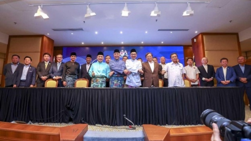 Liên minh cầm quyền tại Malaysia ký Biên bản ghi nhớ ủng hộ Chính phủ đoàn kết