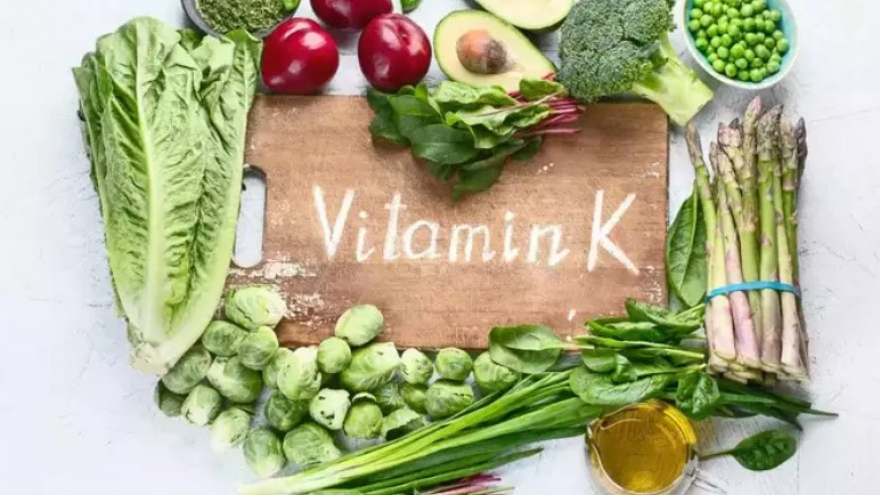 Thực phẩm giàu vitamin K giúp ngăn ngừa chảy máu và bầm tím