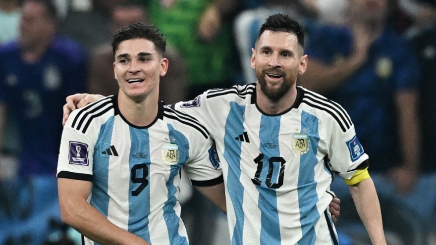 Messi lập kỷ lục khó tin sau trận Argentina 3-0 Croatia