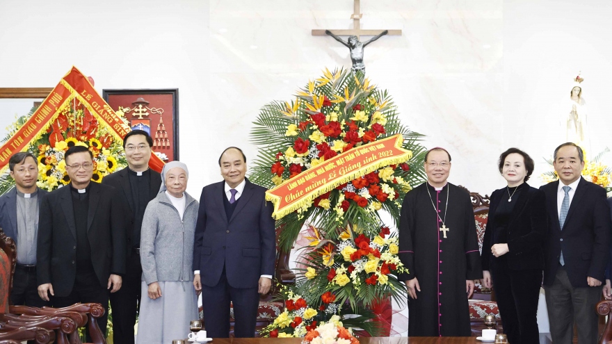Chủ tịch nước chúc mừng Giáng sinh tại Hà Nội