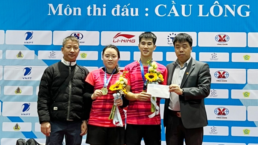 Bắc Giang xuất sắc giành HCV môn cầu lông nội dung đôi nam nữ