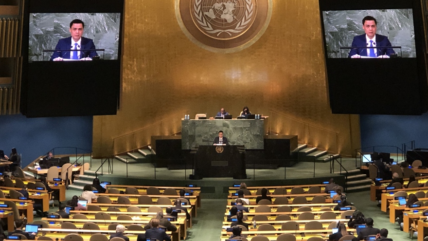Đại hội đồng Liên Hợp Quốc thảo luận và thông qua nghị quyết về Palestine