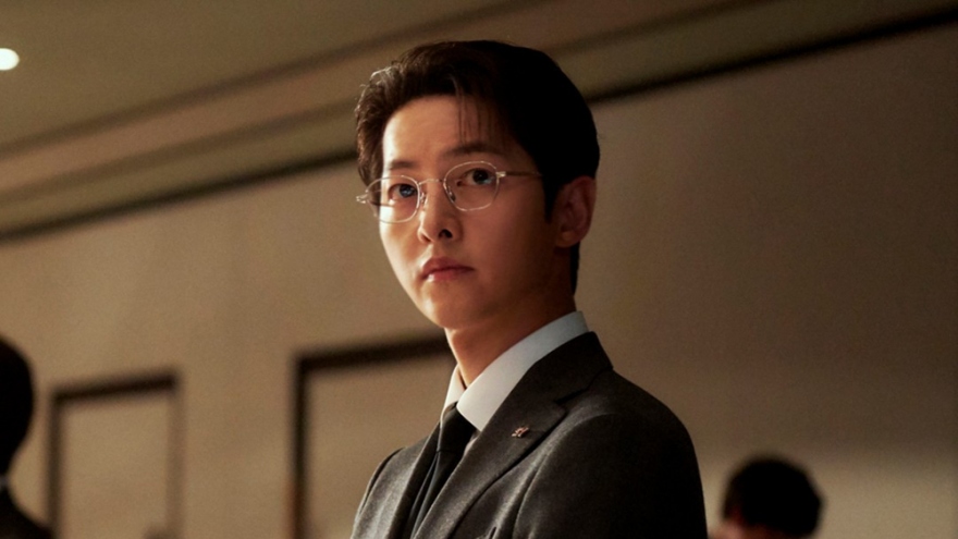 "Cậu út nhà tài phiệt" của Song Joong Ki thống trị đường đua phim Hàn cuối năm