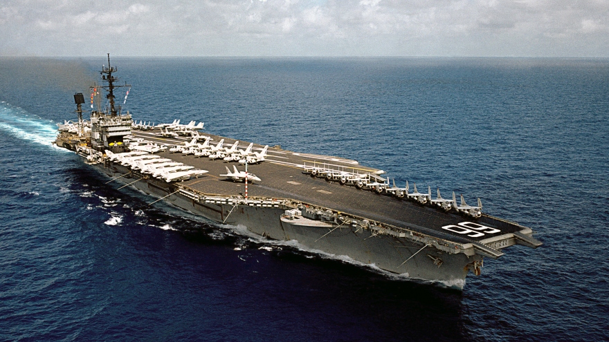 Hải quân Mỹ từng phá hủy siêu tàu sân bay như thế nào?