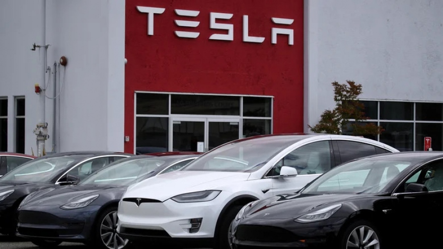Giá xe Tesla đã qua sử dụng giảm đáng kể