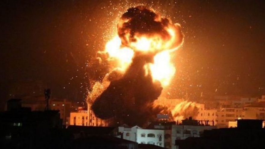 Israel không kích dải Gaza, đáp trả vụ phóng tên lửa vào lãnh thổ