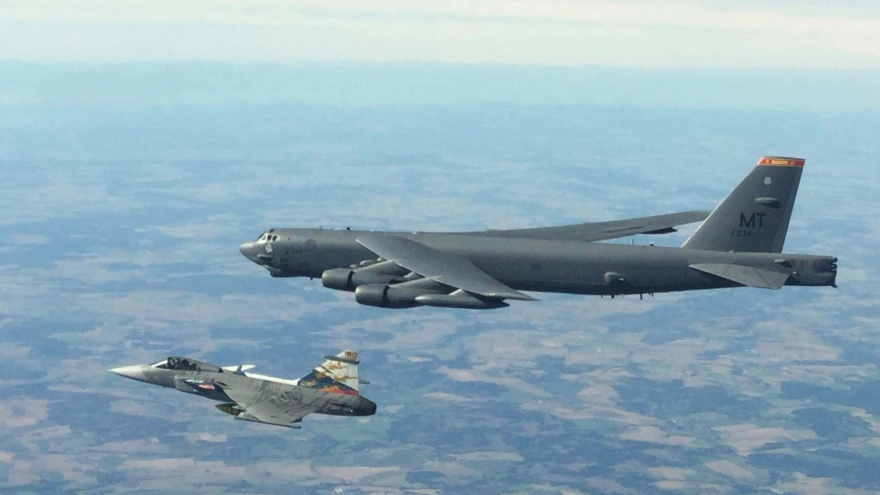 NATO điều máy bay giám sát đến sườn Đông, theo dõi “nhất cử nhất động” của Nga