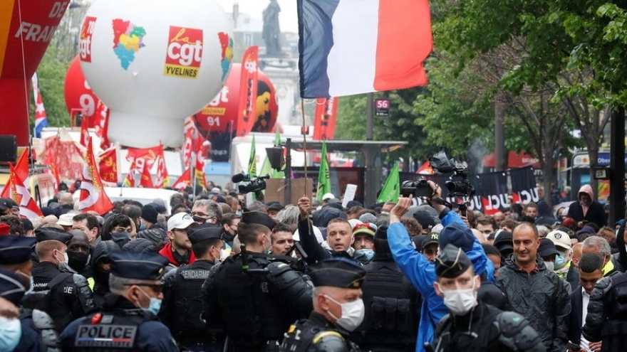 Hệ lụy từ làn sóng biểu tình, đình công kéo dài ở châu Âu