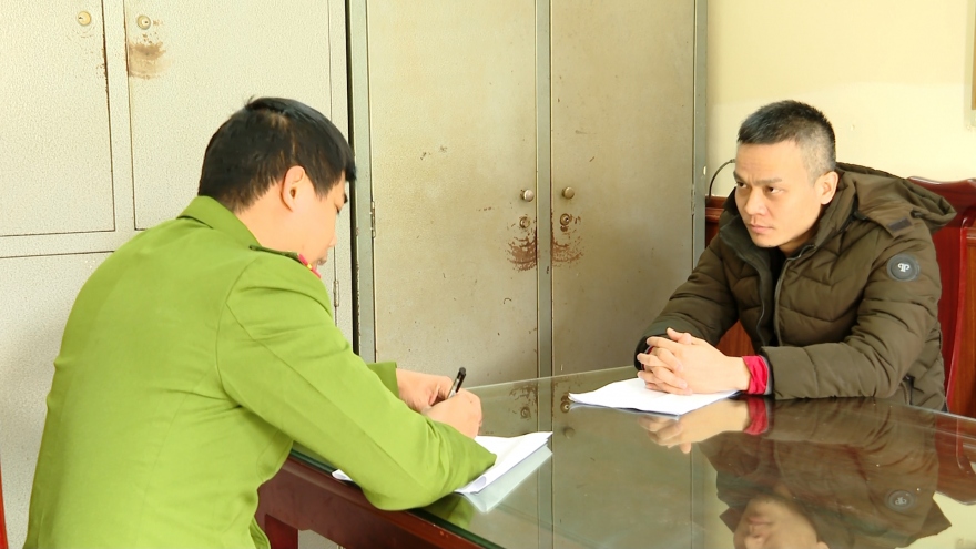 Bắt Phó Giám đốc Trung tâm đăng kiểm xe cơ giới đường bộ tại Ninh Bình