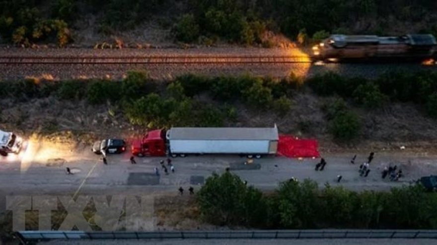 Cảnh sát Bulgaria phát hiện 18 người di cư tử vong trên một xe tải