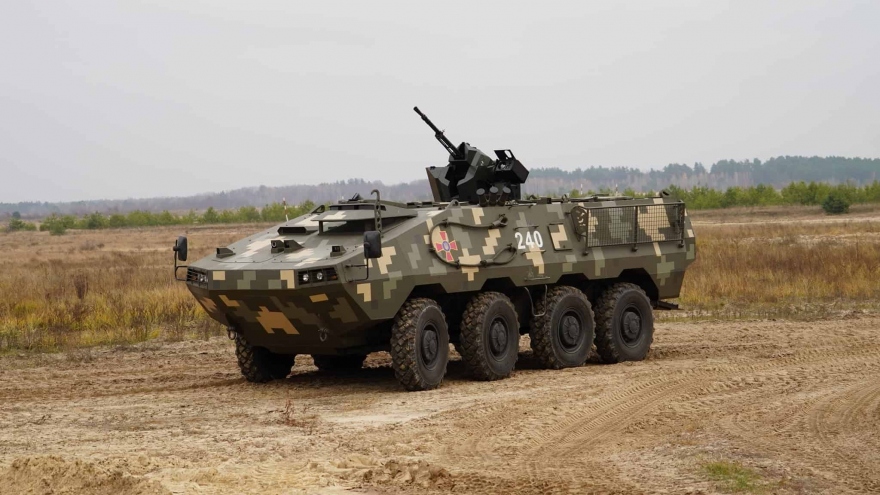 Thiết giáp BTR-60М mới của Ukraine lần đầu xuất hiện trên chiến trường