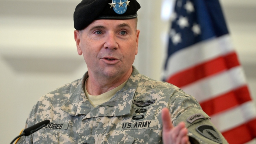 Cựu chỉ huy Mỹ thúc giục phương Tây chuyển máy bay tiêm kích cho Ukraine