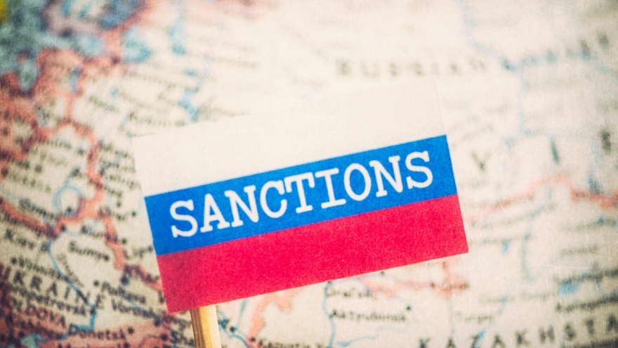 Mỹ công bố gói biện pháp trừng phạt sâu rộng nhắm tới kinh tế Nga