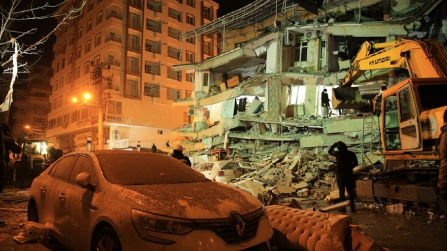 Số người chết do động đất ở Thổ Nhĩ Kỳ và Syria vượt qua con số 5.000 người