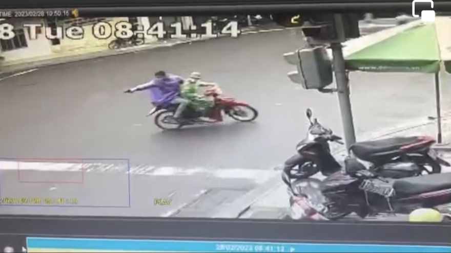 Camera ghi lại hình ảnh vụ nghi nổ súng bắn người ở Quy Nhơn