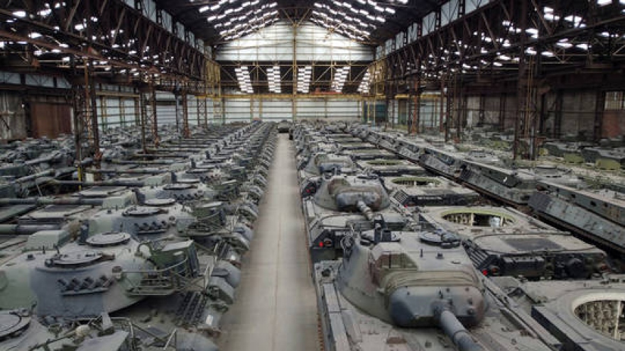 Đức tiết lộ số lượng xe tăng sẽ gửi cho Ukraine