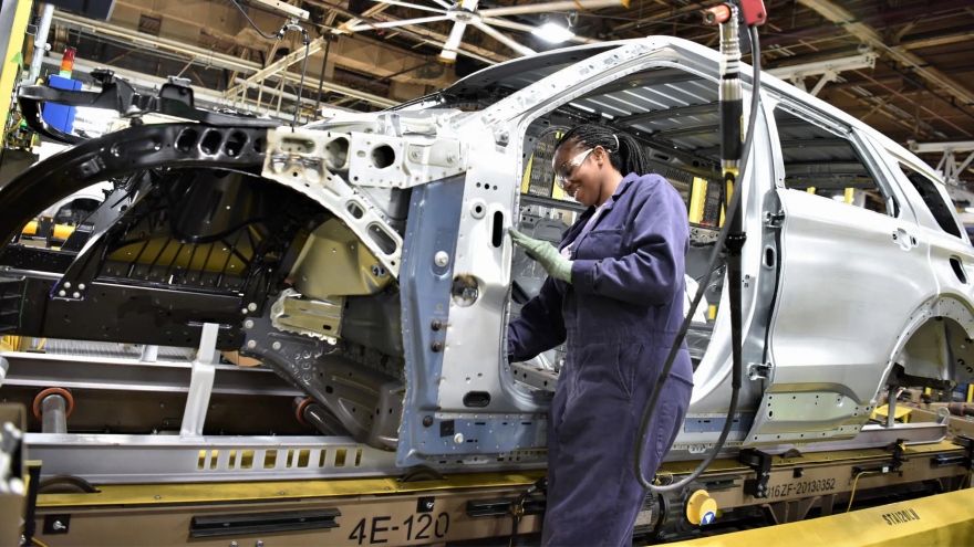 Trung Quốc cảnh giác với nhà máy sản xuất pin trị giá 3,5 tỷ USD của Ford