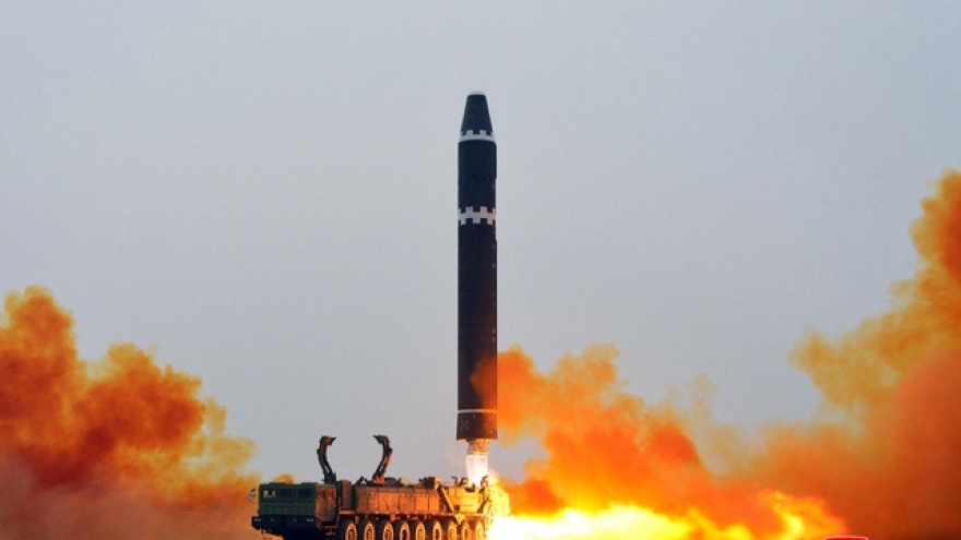 Triều Tiên tiếp tục bắn tên lửa đạn đạo vào vùng biển phía Đông bán đảo Triều Tiên