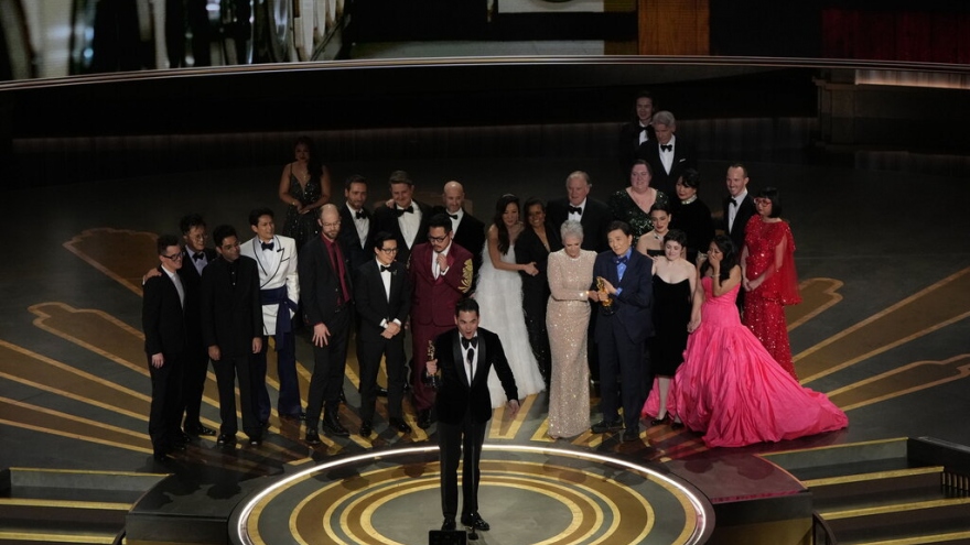 "Cuộc chiến đa vũ trụ" thắng giải Phim hay nhất tại Oscar 2023