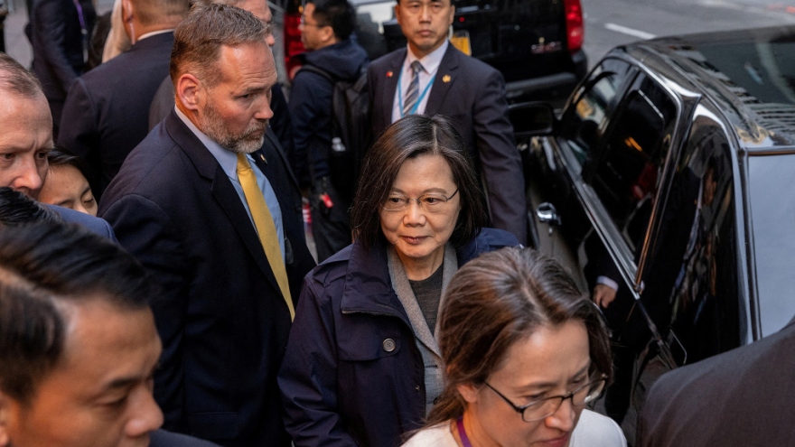 Trung Quốc lên án Mỹ sắp xếp cho lãnh đạo Đài Loan Thái Anh Văn quá cảnh