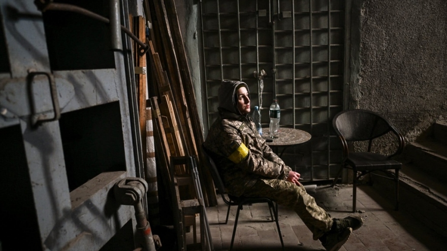 Cuộc sống của người dân Ukraine trong hầm trú ẩn gần Bakhmut