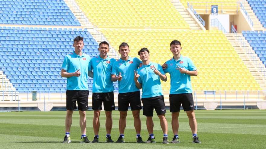 U23 Việt Nam làm quen sân thi đấu trước trận gặp U23 Iraq