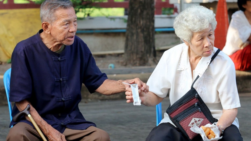 Trợ cấp người cao tuổi: Chủ đề nóng trước thềm Tổng tuyển cử 2023 tại Thái Lan