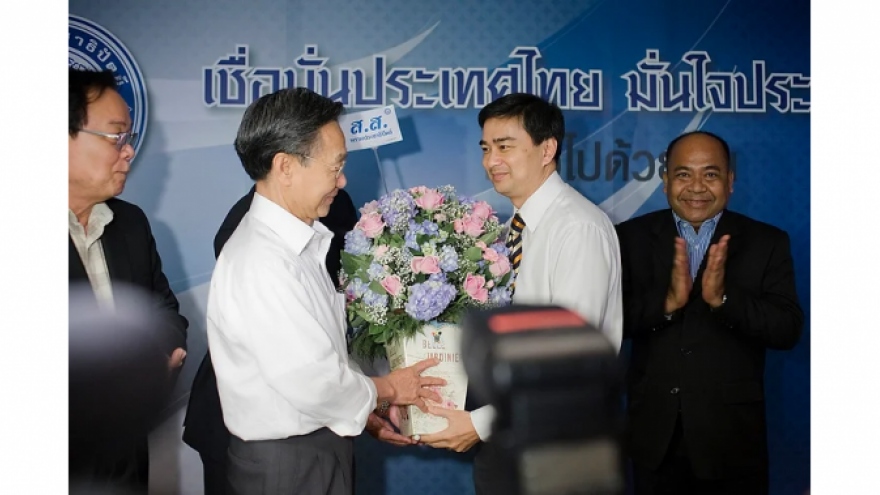 Các cựu Thủ tướng Thái Lan tham gia vận động tranh cử
