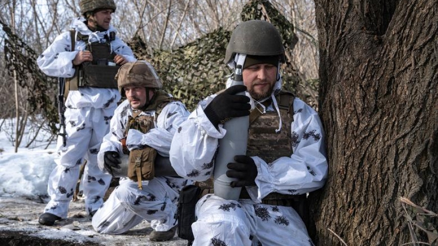 Ukraine lập tuyến phòng thủ mới ở phía Tây Bakhmut, người dân lũ lượt sơ tán