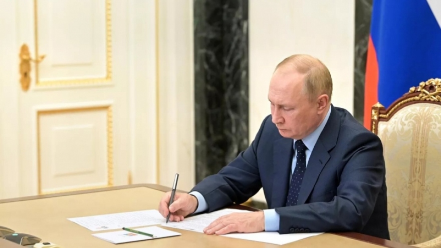 Tổng thống Putin ký luật đình chỉ sự tham gia của Nga trong hiệp ước START