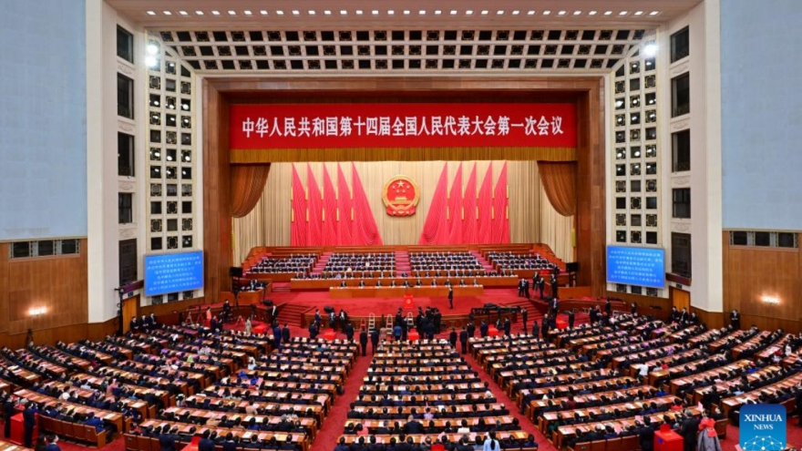 Các tân phó thủ tướng, ủy viên quốc vụ viện Trung Quốc tuyên thệ nhậm chức