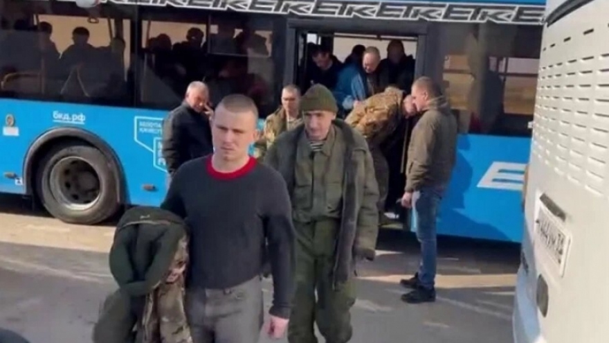 Bộ Quốc phòng Nga: 106 binh sĩ Nga trở về từ lãnh thổ do Ukraine kiểm soát