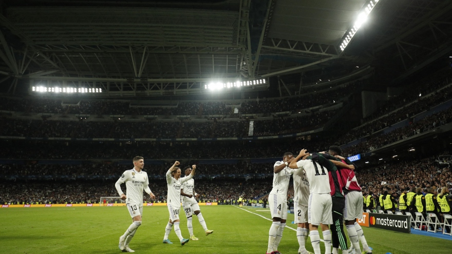 Kết quả Cúp C1 châu Âu 13/4: Benzema lập công, Real Madrid thắng dễ Chelsea