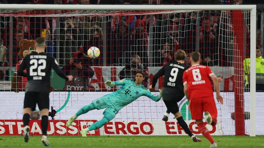 Bayern Munich bị loại khỏi Cúp Quốc gia Đức sau quả phạt đền ở phút 90+5