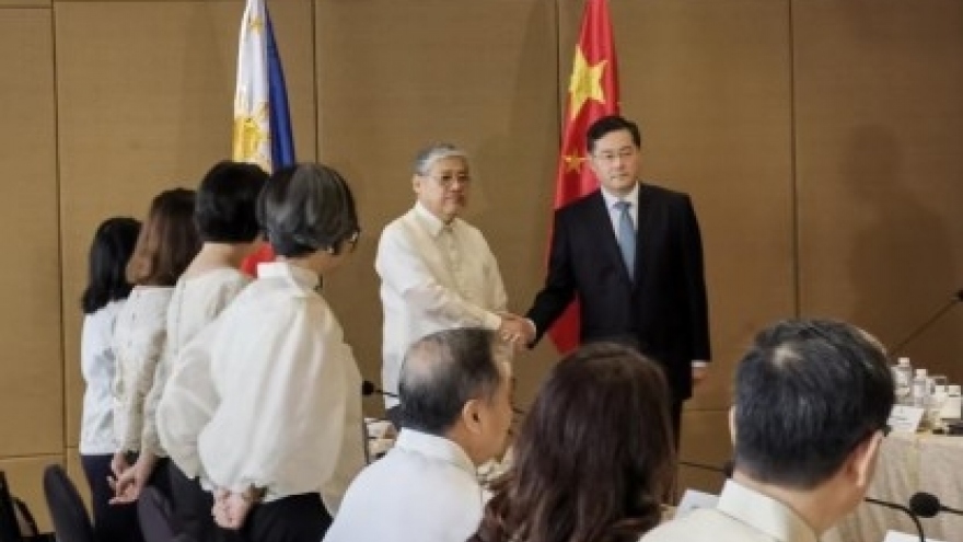 Trung Quốc và Philippines cam kết hợp tác giải quyết bất đồng ở Biển Đông