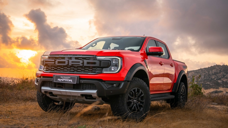 Ford Ranger Raptor: Đẳng cấp khác biệt của “vị vua phân khúc”