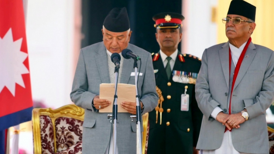 Tổng thống Nepal phải sang Ấn Độ nhập viện để điều trị phổi