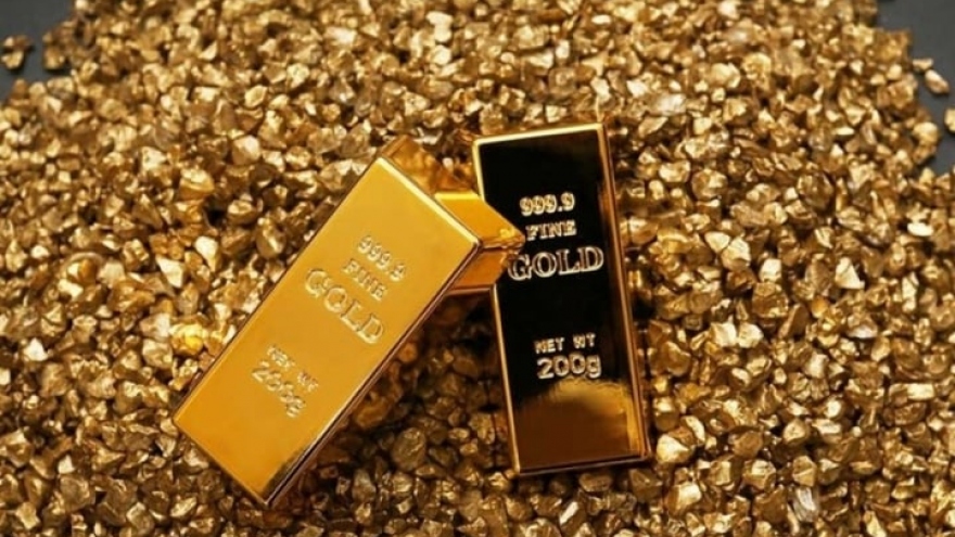 Vàng trong nước đảo chiều tăng trở lại bất chấp đà lao dốc của vàng thế giới