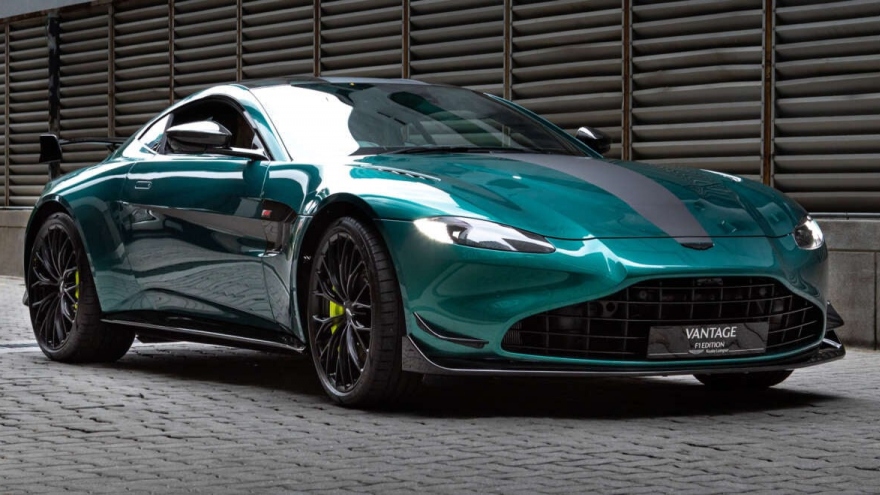 Cận cảnh Aston Martin Vantage phiên bản F1, giá 5,2 tỷ đồng