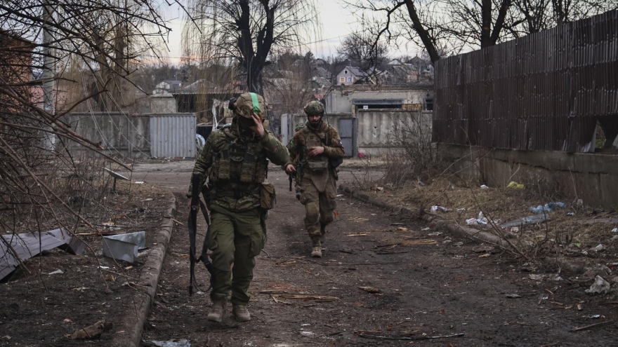 Binh sỹ Ukraine gần Bakhmut chuẩn bị sẵn sàng cho cuộc phản công
