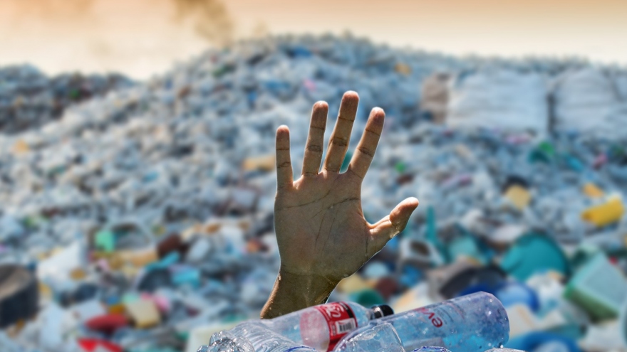 Mỗi năm Việt Nam thải khoảng 1,8 triệu tấn rác nhựa