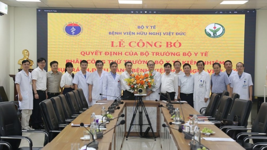 Thứ trưởng Trần Văn Thuấn kiêm nhiệm phụ trách, điều hành Bệnh viện Hữu nghị Việt Đức