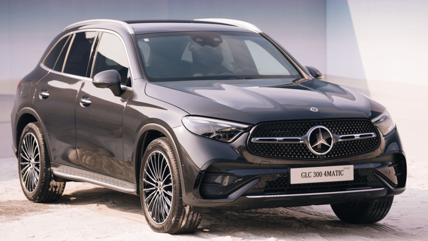 Khám phá GLC 2023 giá từ 2,3 tỷ đồng tại Việt Nam