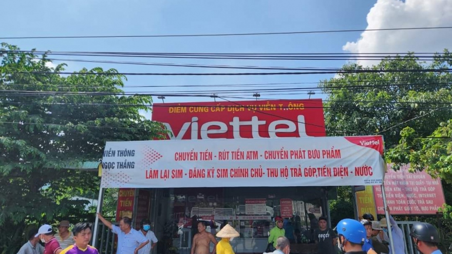 Nóng 24h: Dùng dao uy hiếp, cướp 100 triệu đồng tại cửa hàng Viettel