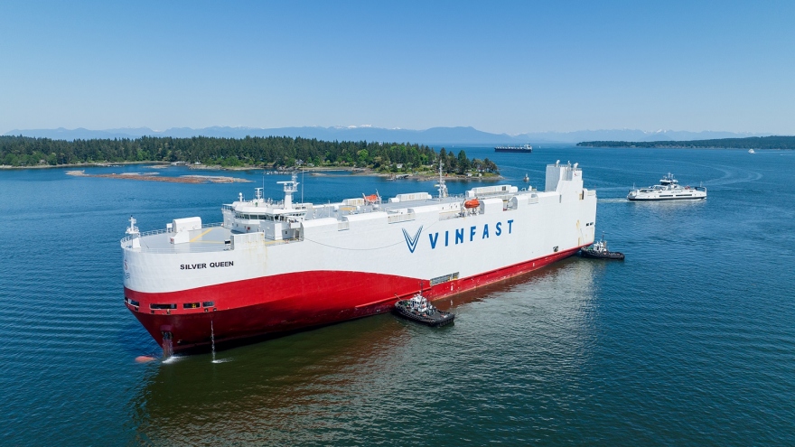 Lô xe VinFast VF 8 đầu tiên cập cảng Canada - sẵn sàng bàn giao từ tháng 6 tới