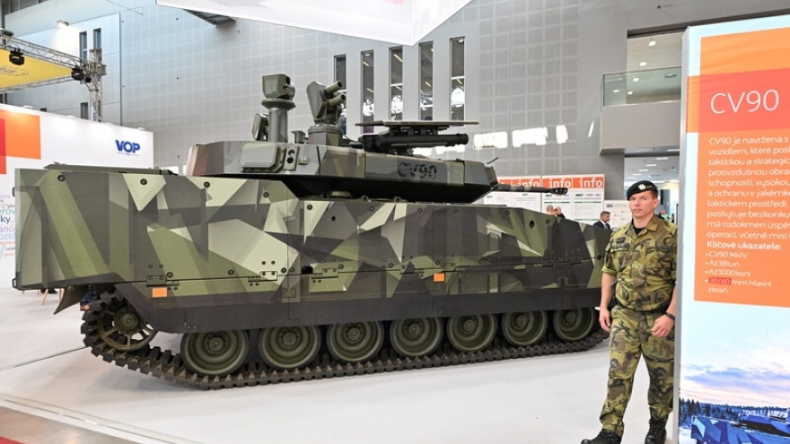 Chính phủ Séc duyệt mua gần 250 xe chiến đấu bộ binh từ Thụy Điển
